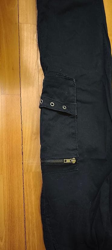 Pantalone conto bene sa džepovima sa strane, crne, veličina 28/29 na lalafo.rs — 6 Pantalone conto bene sa džepovima sa strane, crne, veličina 28/29 — 6
