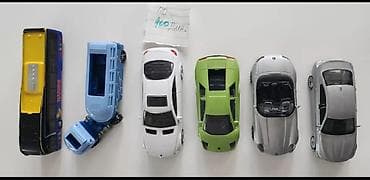 Velika kolekcija metalnih modela vozila – razne marke i serije. U na lalafo.rs — 5 Velika kolekcija metalnih modela vozila – razne marke i serije. U — 5