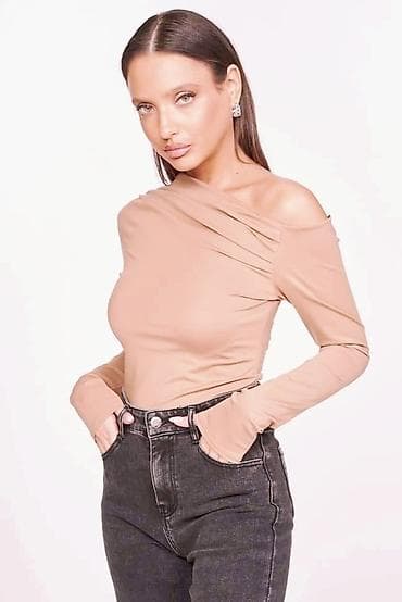 Bluza na falte na golo rame. Roza,krem bela,bez,zuta,tamno zuta,svetlo na lalafo.rs Bluza na falte na golo rame. Roza,krem bela,bez,zuta,tamno zuta,svetlo