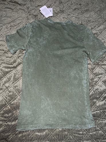 The Nike Tee T-shirt vel. XS NOVO
HJ na lalafo.rs — 5 The Nike Tee T-shirt vel. XS NOVO
HJ — 5