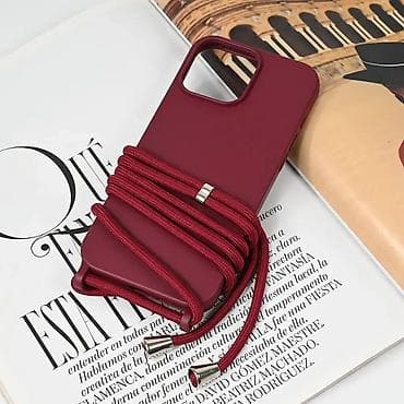 Crossbody mekana torbica sa podesivom uzicom. Podesiva uzica za na lalafo.rs — 1 Crossbody mekana torbica sa podesivom uzicom. Podesiva uzica za — 1