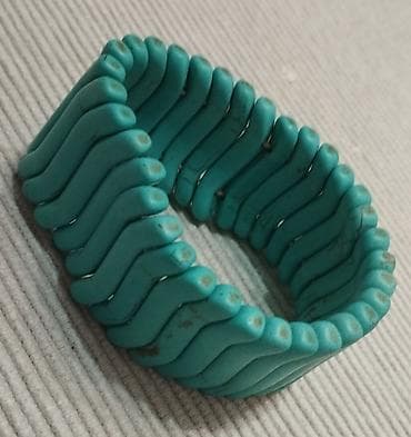 Narukvica i minđuše
Pogledajte i ostale moje oglase at lalafo.rs — 3 Narukvica i minđuše
Pogledajte i ostale moje oglase — 3