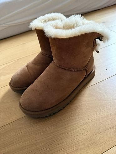 Ugg obuća 38.5, bоја - Braon na lalafo.rs — 1 Ugg obuća 38.5, bоја - Braon — 1