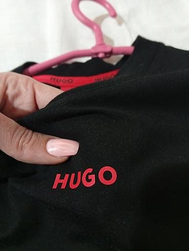 HUGO zenska majica kratkih rukava - Boja: crna - Minimalistički na lalafo.rs HUGO zenska majica kratkih rukava - Boja: crna - Minimalistički