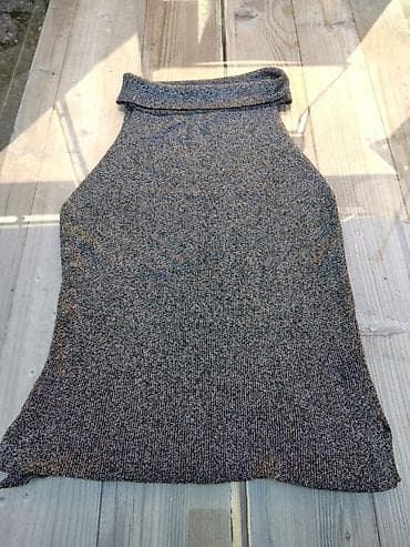 Svecana bluza vel. S u super stanju at lalafo.rs Svecana bluza vel. S u super stanju