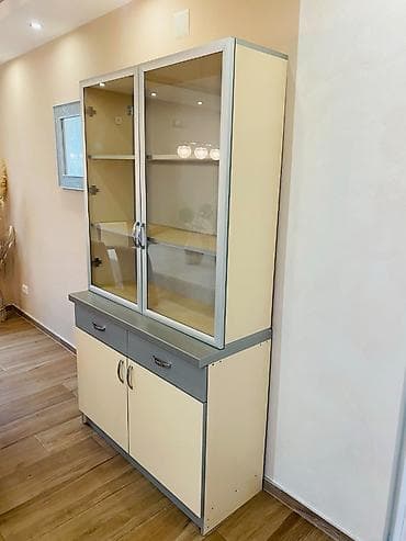 Ormari: Prodajem ocuvanu komodu,dimenzije 200x110x45. Cena 14.500din na lalafo.rs — 2 Ormari: Prodajem ocuvanu komodu,dimenzije 200x110x45. Cena 14.500din — 2