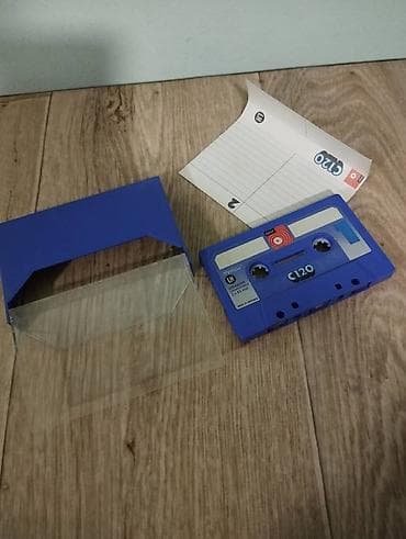 Kolekcija originalnih kompakt-kaseta sa kutijama i pratećim indeksnim na lalafo.rs — 3 Kolekcija originalnih kompakt-kaseta sa kutijama i pratećim indeksnim — 3