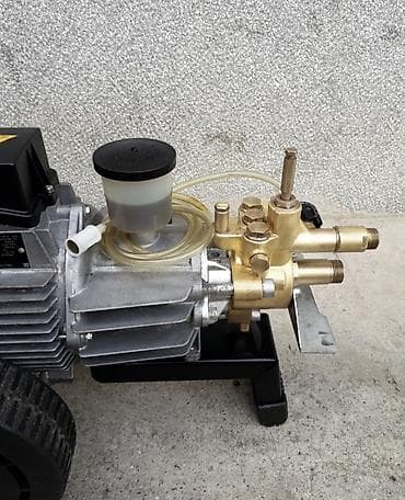 Clamps: Kärcher HD 850 – profesionalni hladnovodni visokopritisni perač - at lalafo.rs — 7 Clamps: Kärcher HD 850 – profesionalni hladnovodni visokopritisni perač - — 7