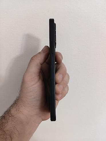 Honor 90 lite crni sa 8/256gb memorije, dual sim sim free. Telefon je na lalafo.rs — 3 Honor 90 lite crni sa 8/256gb memorije, dual sim sim free. Telefon je — 3