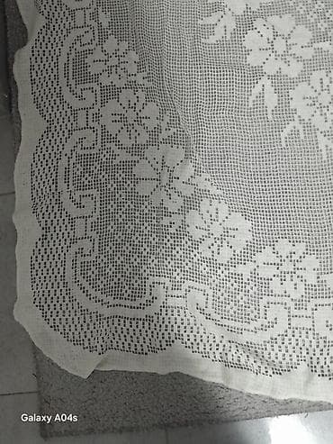 Stolnjak ručni rad, dimenzija 130x160 nekorišćen Opis: - Ručno rađen na lalafo.rs — 2 Stolnjak ručni rad, dimenzija 130x160 nekorišćen Opis: - Ručno rađen — 2