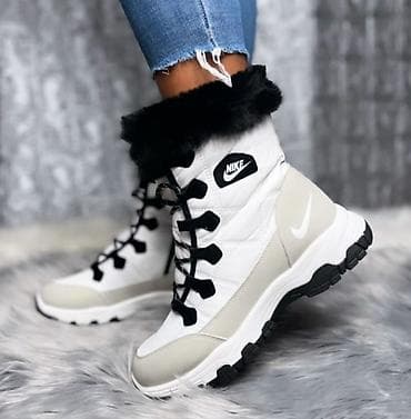 Nike čizmice
Novo
Brojevi 36 do 41
fb Moja Kupovina 1 at lalafo.rs — 4 Nike čizmice
Novo
Brojevi 36 do 41
fb Moja Kupovina 1 — 4