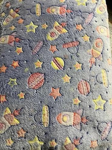 Dečije plišane ćebad sa razigranim dezenima - Materijal: mekani na lalafo.rs — 3 Dečije plišane ćebad sa razigranim dezenima - Materijal: mekani — 3