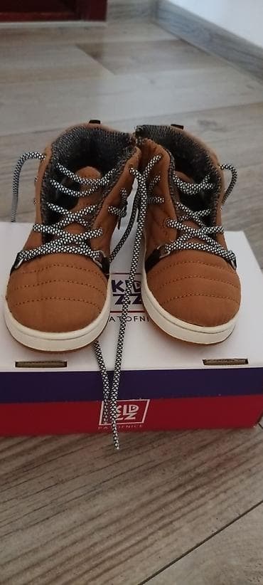 Patike za dečake,broj 23,Zara na lalafo.rs — 1 Patike za dečake,broj 23,Zara — 1