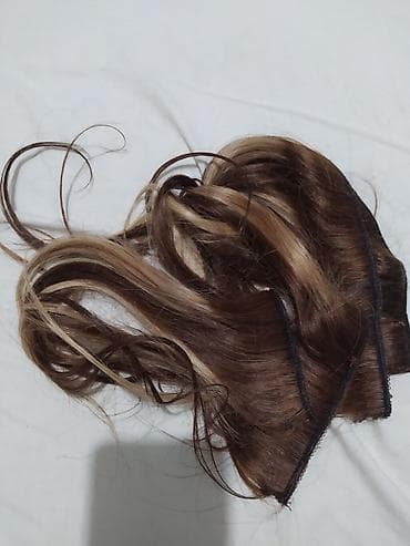 Prodajem prirodnu šatiranu kosu,set klipsi,set se sastoji od 4 široka na lalafo.rs Prodajem prirodnu šatiranu kosu,set klipsi,set se sastoji od 4 široka