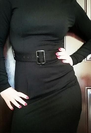 Haljina 38 brend inperijal.Savrsena . Bas za ovo vremematerijal na lalafo.rs — 1 Haljina 38 brend inperijal.Savrsena . Bas za ovo vremematerijal — 1