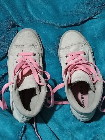 Converse All Star junior patike – visoki model - Broj: EU 35 (US 3 / na lalafo.rs — 5 Converse All Star junior patike – visoki model - Broj: EU 35 (US 3 / — 5