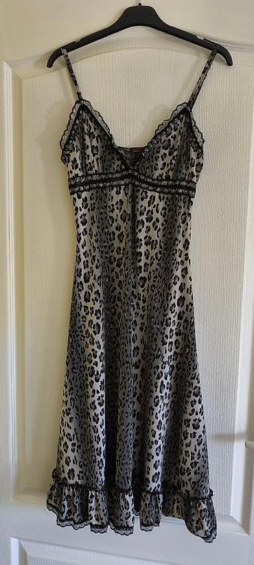 divide haljina tunika: Haljina sa bolerom, animal print, lagan materijal, veličina at lalafo.rs — 1 divide haljina tunika: Haljina sa bolerom, animal print, lagan materijal, veličina — 1