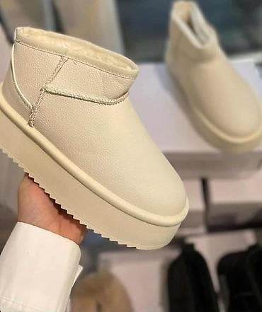 Ugg obuća bоја - Crna na lalafo.rs — 3 Ugg obuća bоја - Crna — 3