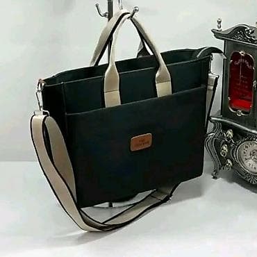 Elegantne torbe – crne, funkcionalne i moderne Model 1: - Crna na lalafo.rs Elegantne torbe – crne, funkcionalne i moderne Model 1: - Crna