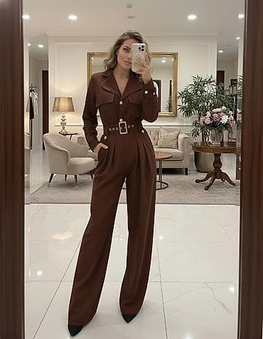 💫Ženski elegantni kombinezon sa pojasom
3600 din na lalafo.rs 💫Ženski elegantni kombinezon sa pojasom
3600 din