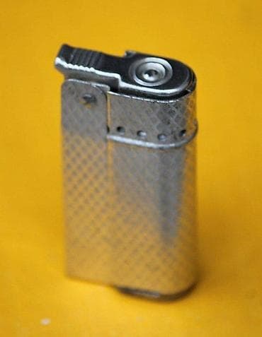 Vintage Petrol Lighter SUNFLOVER / upaljač. NAJBOLJA PONUDA OVOG at lalafo.rs — 4 Vintage Petrol Lighter SUNFLOVER / upaljač. NAJBOLJA PONUDA OVOG — 4