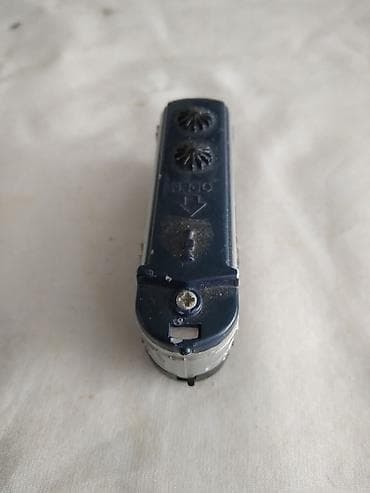 Toy Vehicles & Accessories: Lokomotiva mini duz.7 cm.sa motorom na bateriju 1,5 V AAA,ispravna at lalafo.rs — 2 Toy Vehicles & Accessories: Lokomotiva mini duz.7 cm.sa motorom na bateriju 1,5 V AAA,ispravna — 2