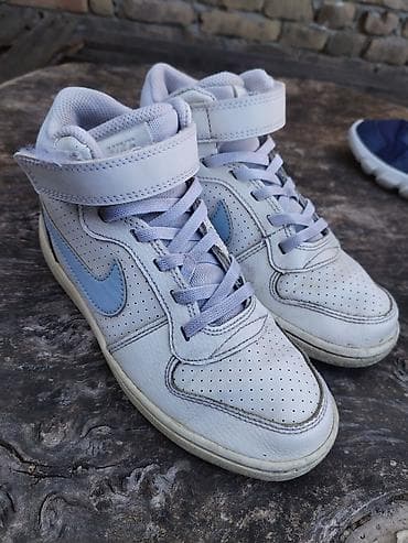 Nike patike za decake br 33
Jedna malo zagrebana napred na lalafo.rs — 5 Nike patike za decake br 33
Jedna malo zagrebana napred — 5
