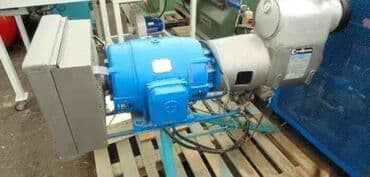 Kompresori za vazduh: Glava kompresora HYDROVANE ERR 6600 Klipni motor sa glavom za na lalafo.rs — 1 Kompresori za vazduh: Glava kompresora HYDROVANE ERR 6600 Klipni motor sa glavom za — 1