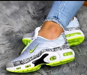 Tn Nike
39
3700 din
(B). Hc na lalafo.rs — 1 Tn Nike
39
3700 din
(B). Hc — 1
