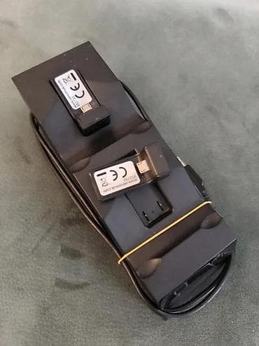 za svaki dan: Dock (punjac) za Sony PS4 dzojstike + kabl i adapter. Svaki koriscen at lalafo.rs — 4 za svaki dan: Dock (punjac) za Sony PS4 dzojstike + kabl i adapter. Svaki koriscen — 4