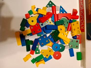 Building Blocks: Drveni oblici za malu decu
LOT at lalafo.rs — 2 Building Blocks: Drveni oblici za malu decu
LOT — 2