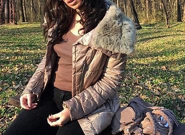 Ženska zimska jakna JOBANNI Italijanska M Ako nadjem krzno skuplja na lalafo.rs — 4 Ženska zimska jakna JOBANNI Italijanska M Ako nadjem krzno skuplja — 4