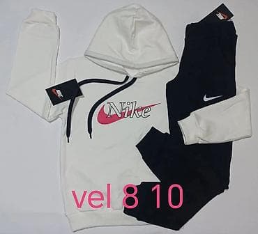 Dečiji Nike komplet trenerke – dukserica s kapuljačom + donji deo - na lalafo.rs — 4 Dečiji Nike komplet trenerke – dukserica s kapuljačom + donji deo - — 4