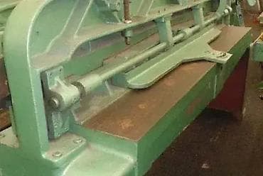 Makaze za furnir 09.
Dužina noža: 2000 mm.
Polovno, uvoz iz Italije na lalafo.rs Makaze za furnir 09.
Dužina noža: 2000 mm.
Polovno, uvoz iz Italije
