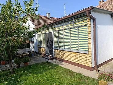 dve suknje po: Porodična kuća sa dvorištem i baštom - Prizemna kuća sa dve krovne na lalafo.rs — 1 dve suknje po: Porodična kuća sa dvorištem i baštom - Prizemna kuća sa dve krovne — 1