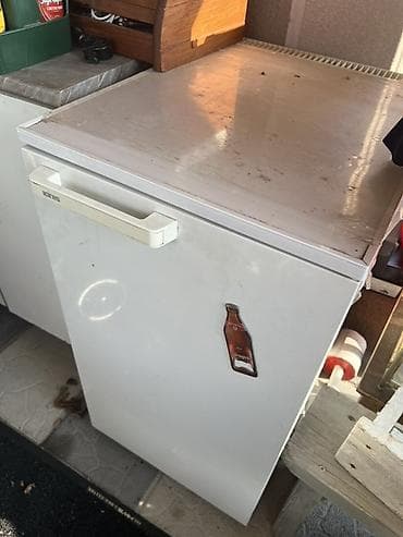 Mini frižider sa komorom za zamrzavanje - Kompaktne dimenzije – na lalafo.rs Mini frižider sa komorom za zamrzavanje - Kompaktne dimenzije –