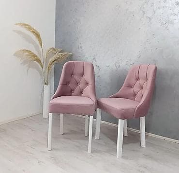 Tapacirane barske stolice – elegantan dizajn sa dugmićima kom 69€ - na lalafo.rs — 3 Tapacirane barske stolice – elegantan dizajn sa dugmićima kom 69€ - — 3