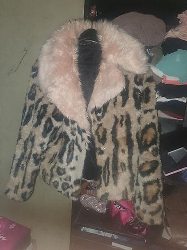 Prelepa nova bundica vel S cena 4000 hiljade plaćena duplo at lalafo.rs — 2 Prelepa nova bundica vel S cena 4000 hiljade plaćena duplo — 2