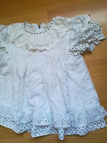 Haljina vel 2 bela sa crno belim tačkicama i čipkom, kopča se na na lalafo.rs — 5 Haljina vel 2 bela sa crno belim tačkicama i čipkom, kopča se na — 5