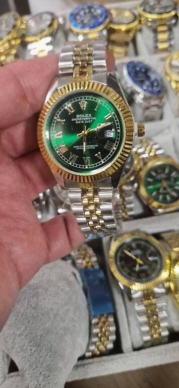 Satovi muški ženski,uniseks Cena:2500din (sa kutijom običnom) na lalafo.rs — 9 Satovi muški ženski,uniseks Cena:2500din (sa kutijom običnom) — 9