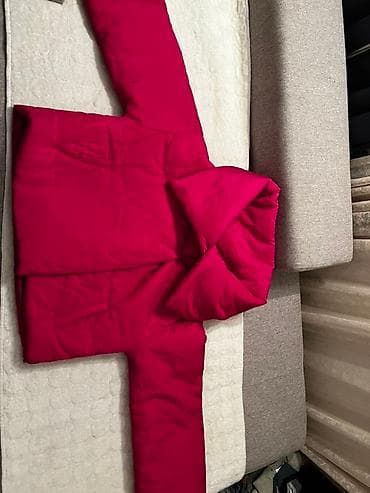 Zimska jakna sa kapuljačom – jarko roze/karmin crvena - Debelo na lalafo.rs — 1 Zimska jakna sa kapuljačom – jarko roze/karmin crvena - Debelo — 1