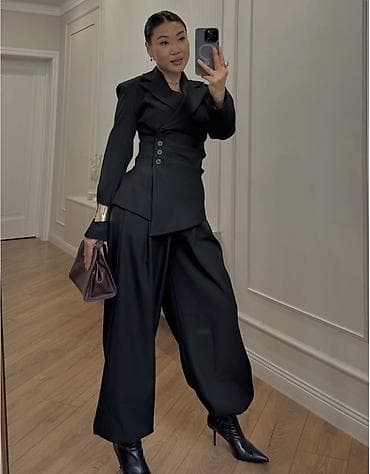 💫Ženski modni komplet – strukirani blejzer + široke pantalone ✅3600 na lalafo.rs — 1 💫Ženski modni komplet – strukirani blejzer + široke pantalone ✅3600 — 1