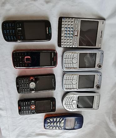 Kolekcija starih mobilnih telefona – Nokia i Sony Ericsson (10 kom) - na lalafo.rs — 5 Kolekcija starih mobilnih telefona – Nokia i Sony Ericsson (10 kom) - — 5