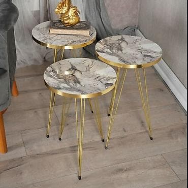 Set od tri pomoćna/klub stolića – moderni “nesting” dizajn - Okrugle na lalafo.rs Set od tri pomoćna/klub stolića – moderni “nesting” dizajn - Okrugle