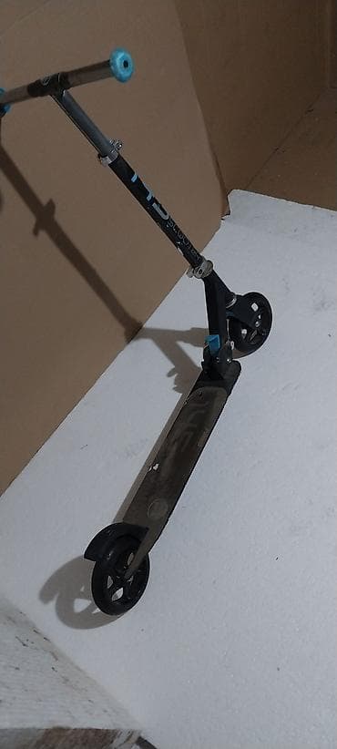 Sports & Leisure: Trotinet Oxelo (Decathlon) – model sa velikim točkovima - Dva točka at lalafo.rs — 4 Sports & Leisure: Trotinet Oxelo (Decathlon) – model sa velikim točkovima - Dva točka — 4