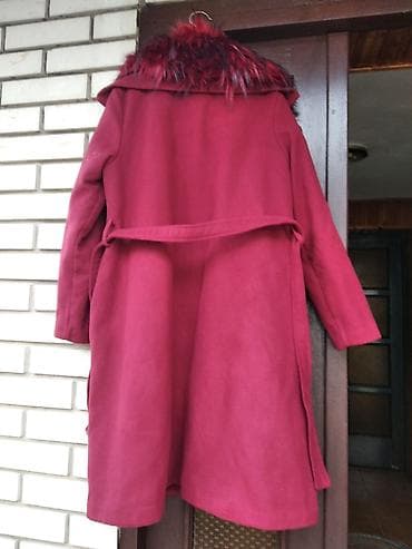 Kaput vel. M/L u super stanju. Skida se krzno at lalafo.rs — 3 Kaput vel. M/L u super stanju. Skida se krzno — 3