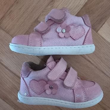 Veoma malo koriscene,bez ostecenja.Kao nove.Roze sa sljokicama na lalafo.rs — 3 Veoma malo koriscene,bez ostecenja.Kao nove.Roze sa sljokicama — 3