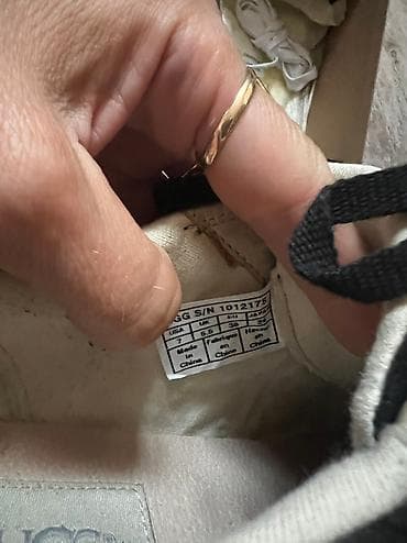 UGG Australia Sneakers Deaven 1012175 broj 38,cm 24 Par puta na lalafo.rs — 7 UGG Australia Sneakers Deaven 1012175 broj 38,cm 24 Par puta — 7