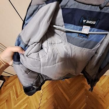 Brugi jakna za decaka, odlicno stanje nosena jednu sezonu nema na lalafo.rs — 3 Brugi jakna za decaka, odlicno stanje nosena jednu sezonu nema — 3