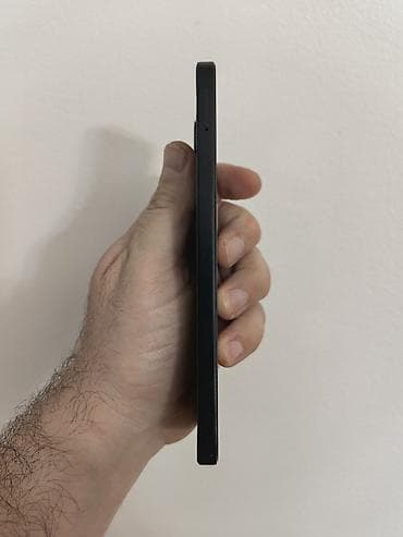 Honor 90 lite crni sa 8/256gb memorije, dual sim sim free. Telefon je na lalafo.rs — 2 Honor 90 lite crni sa 8/256gb memorije, dual sim sim free. Telefon je — 2